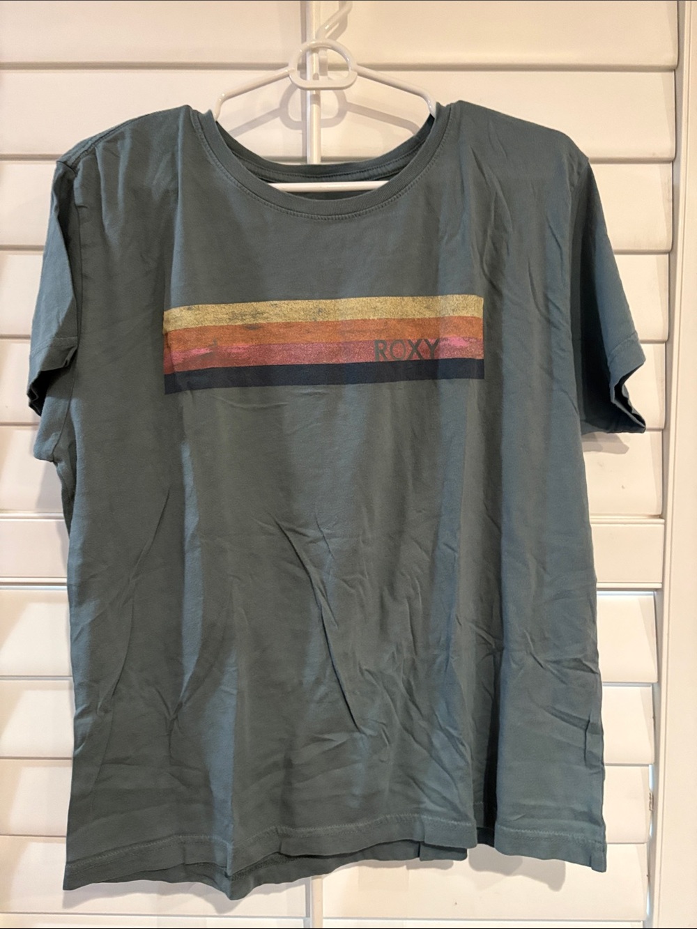 Roxy Women’s Size XL Teal Graphic Tee with Retro Stripe